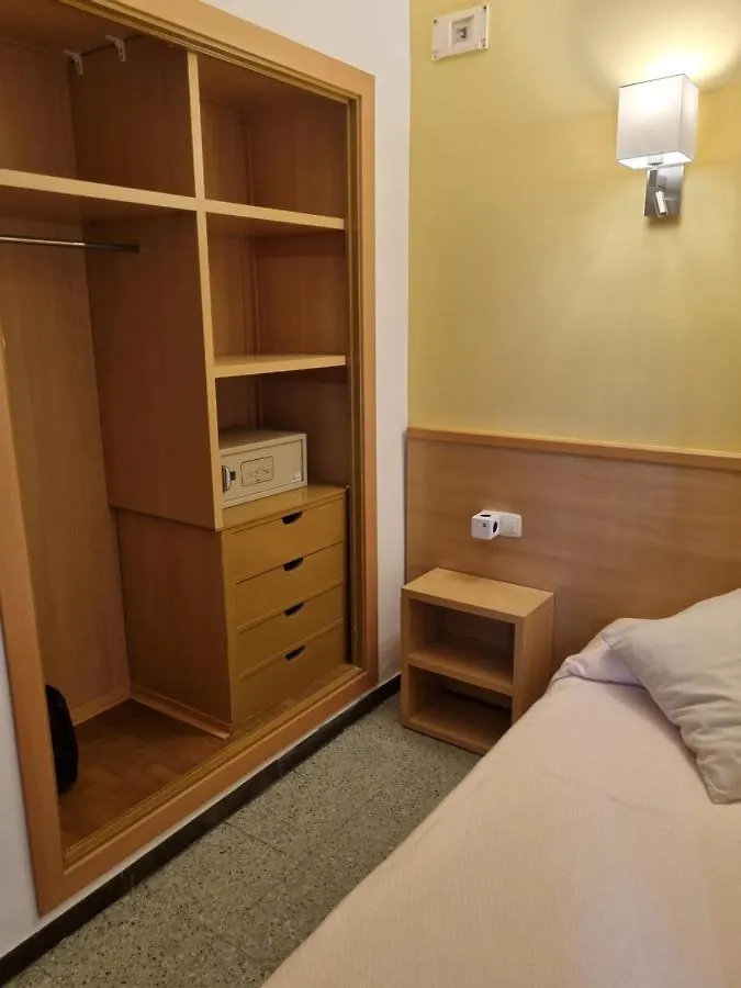 Pension El Ciervo Lloret de Mar Guest house