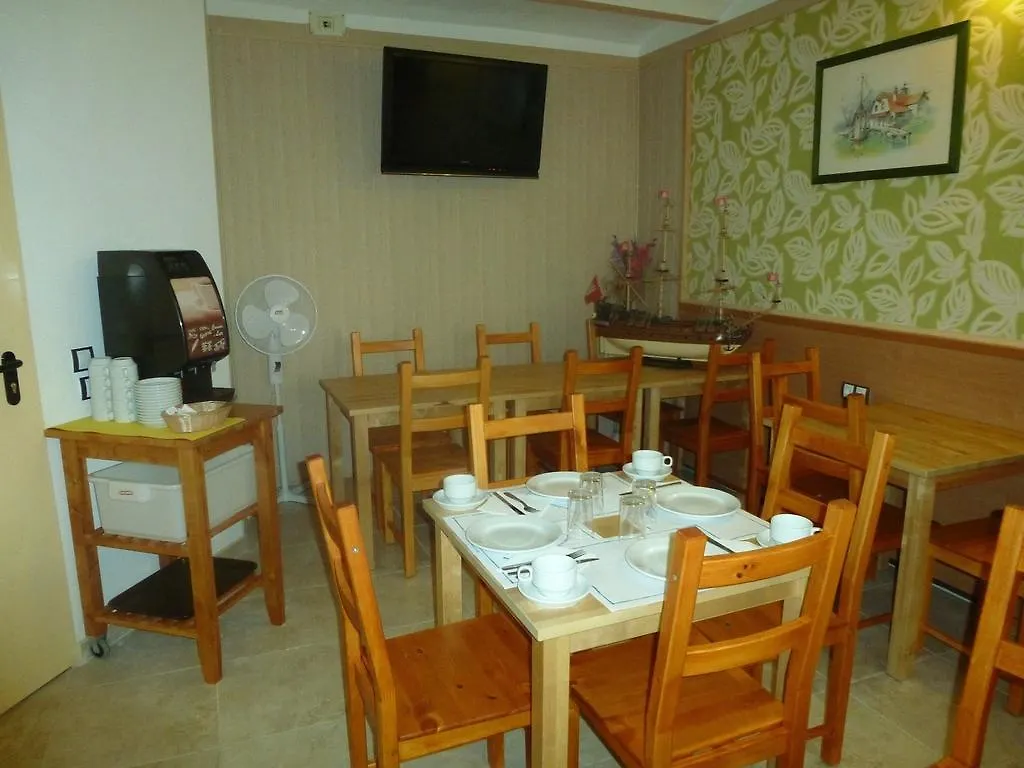 Pension El Ciervo Lloret de Mar Guest house